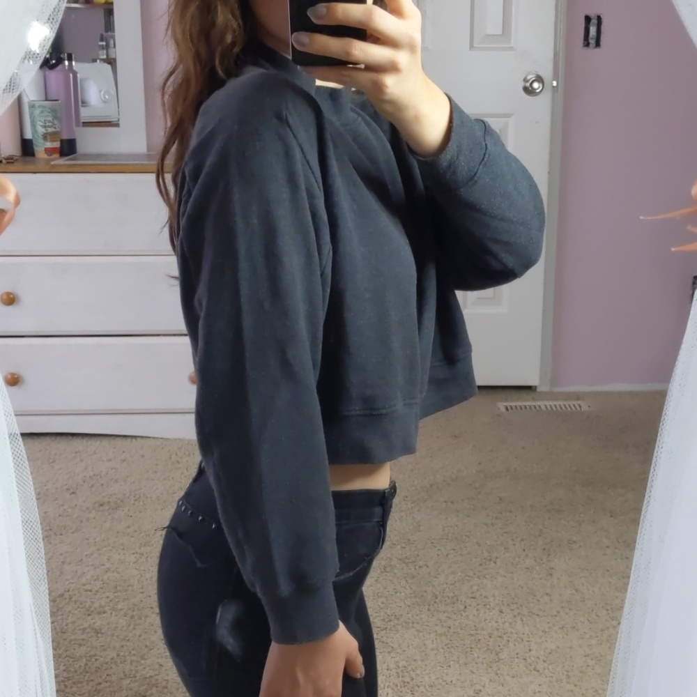 Gray Cropped Sweater